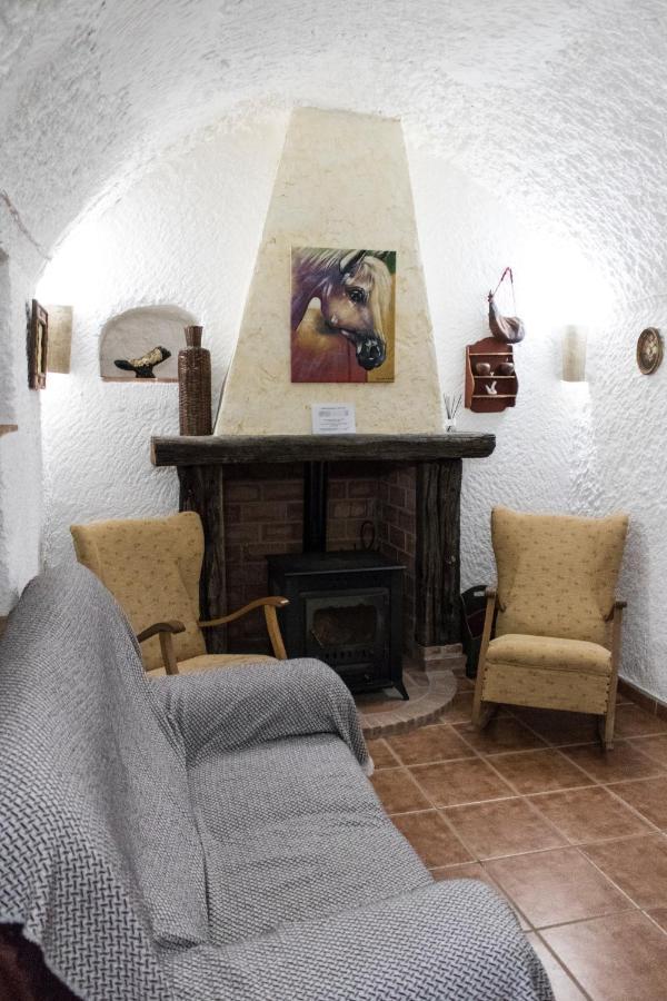 Casa Cueva Picoesquina Villa กวาดิกซ์ ภายนอก รูปภาพ