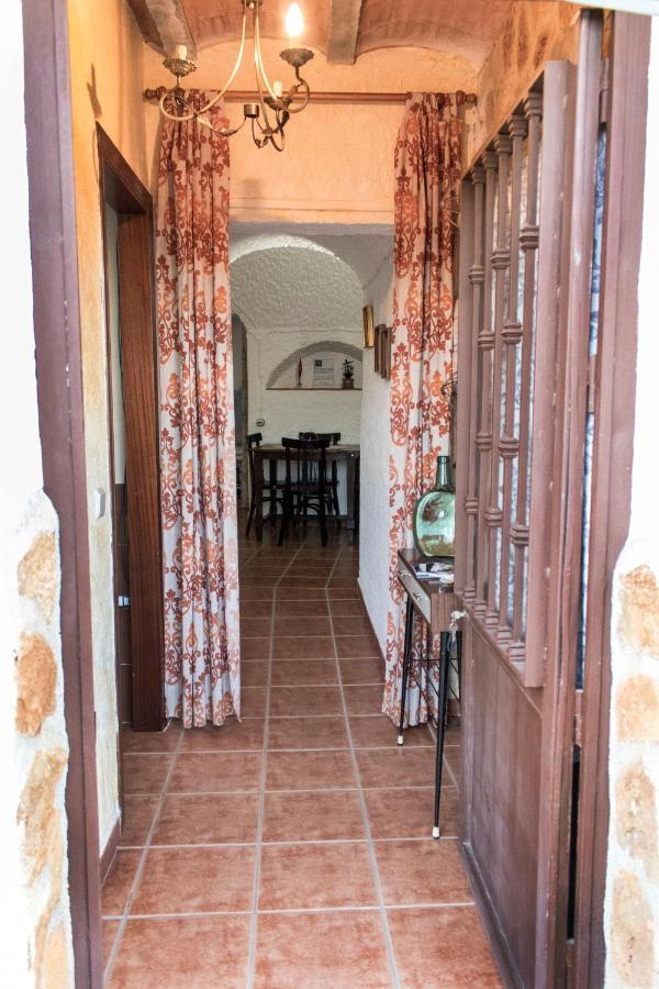 Casa Cueva Picoesquina Villa กวาดิกซ์ ภายนอก รูปภาพ
