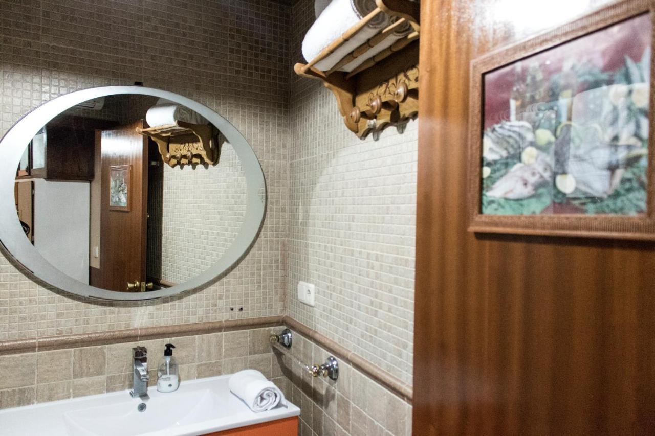 Casa Cueva Picoesquina Villa กวาดิกซ์ ภายนอก รูปภาพ